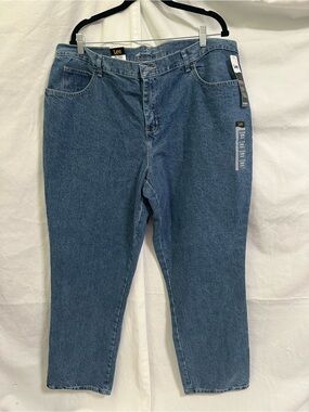 Lee Women's Relaxed Fit High-Rise Jeans - Medium Blue